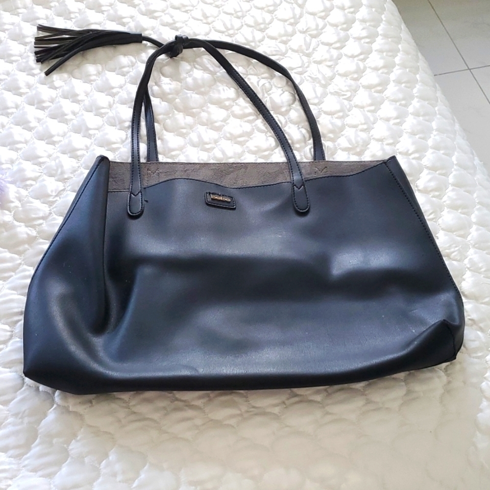 Black bag bebe